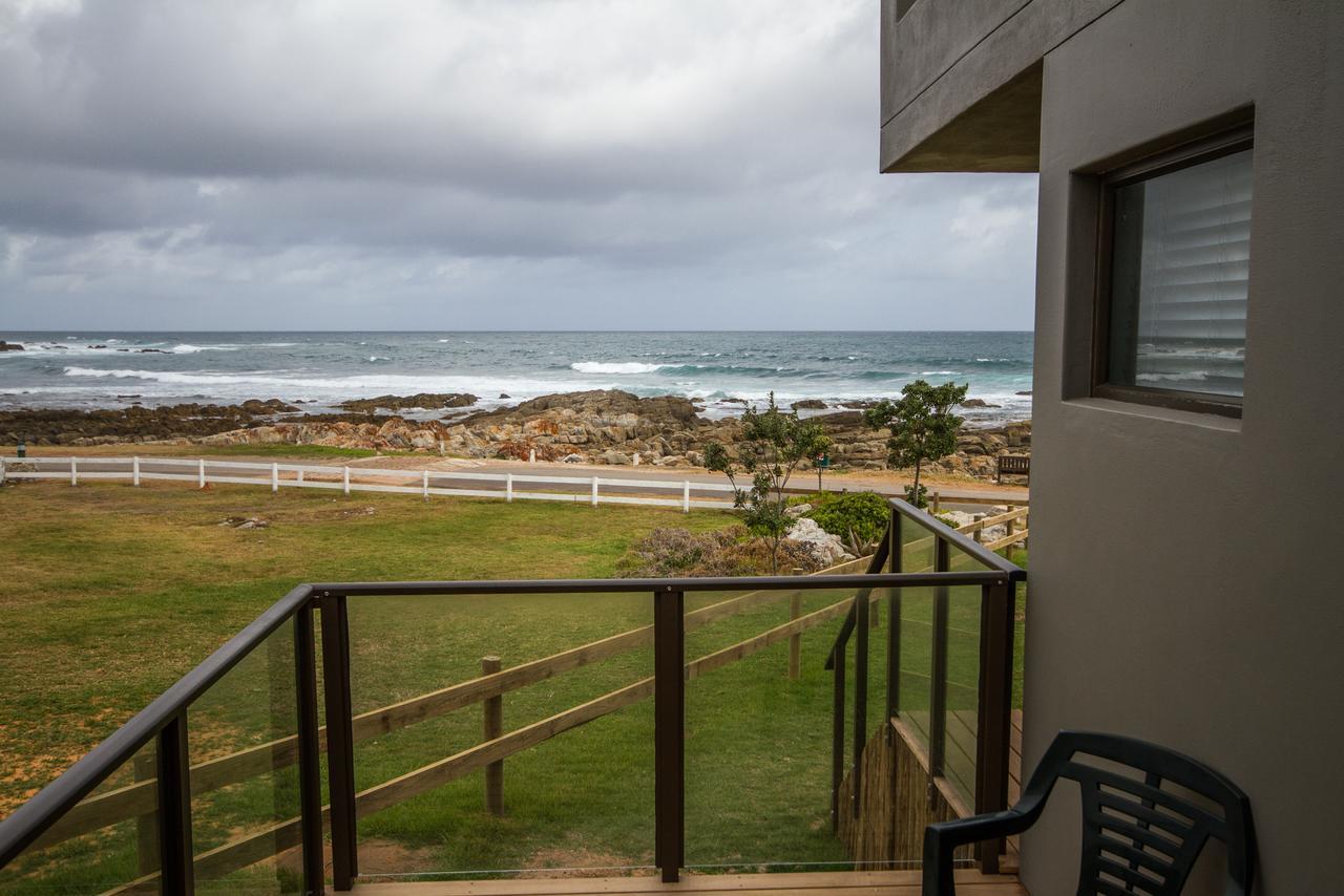 Little Rock Guesthouse Groot-Jongensfontein Exterior photo